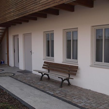 Gaestehaus In Der Gotthardtstrasse Érfurt Exterior foto